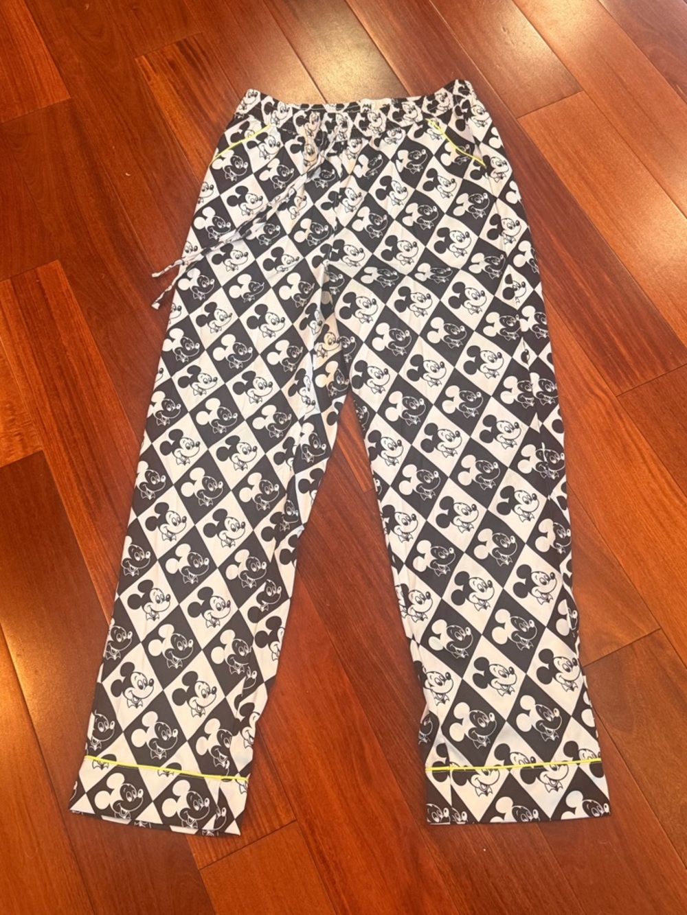 Black & White Mickey Print womens Pajama Pants